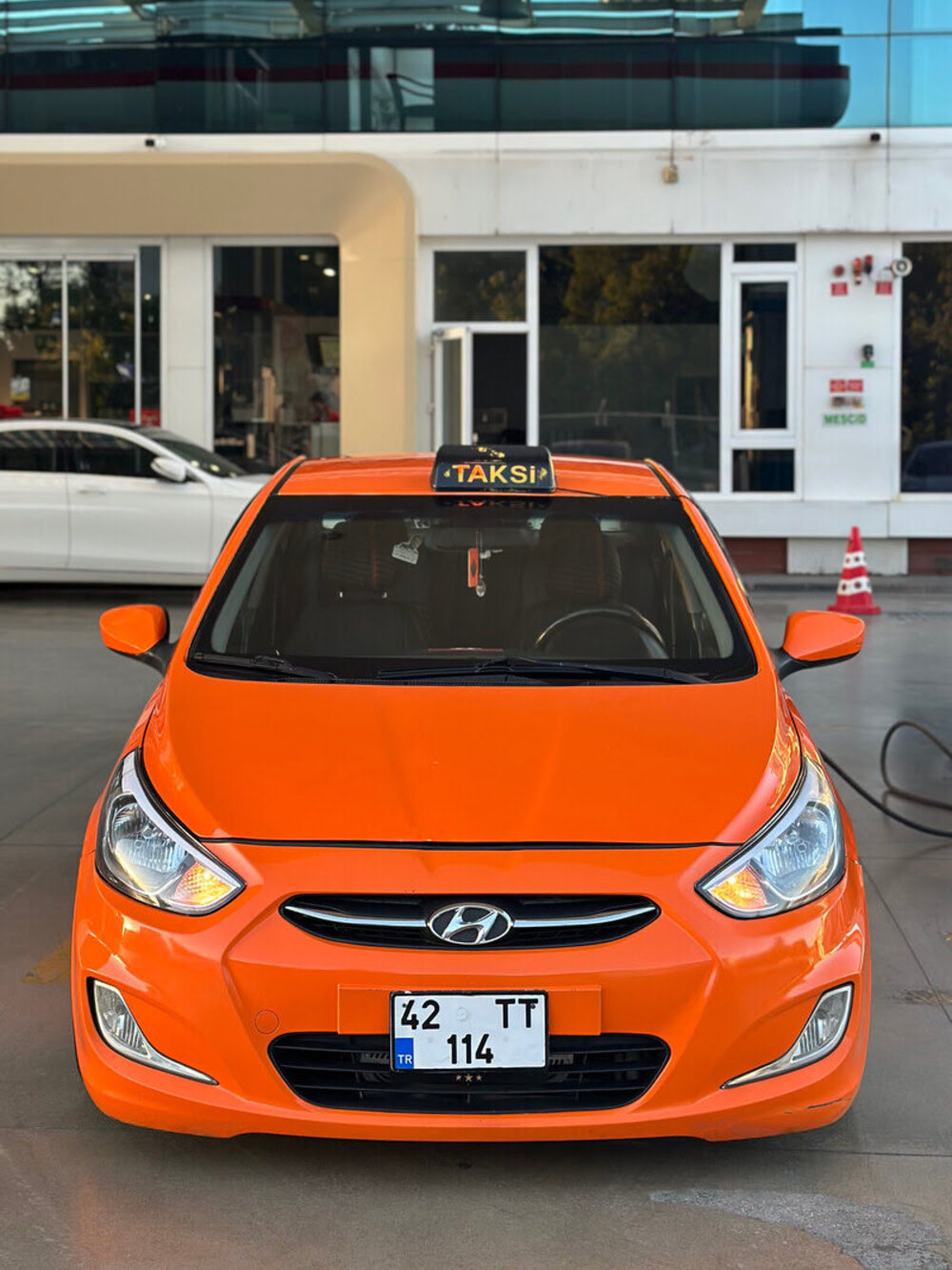 Konya Bosna Hersek Taksi - Araç Fotoğrafı 5