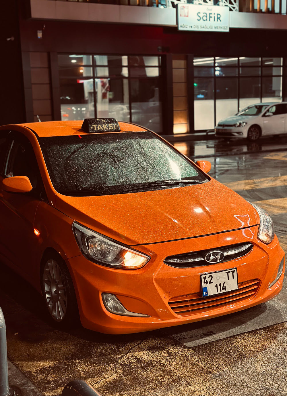 Konya Bosna Hersek Taksi - Araç Fotoğrafı 9